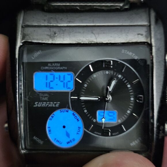 Surface Analog Digital Men Watch 38MM Black Dial Bracelet Band 7.5" New Battery - Picture 6 of 13